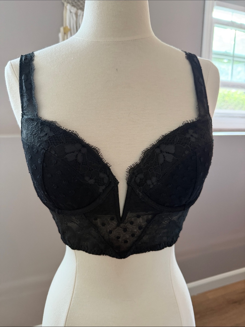 Victoria secret Lace Bra - Black
